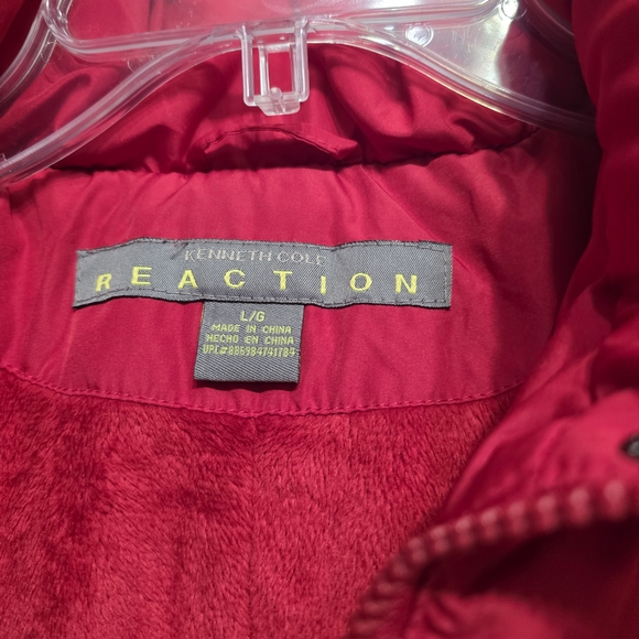 Women's Red Puffer Jacket - Picture 5 of 10